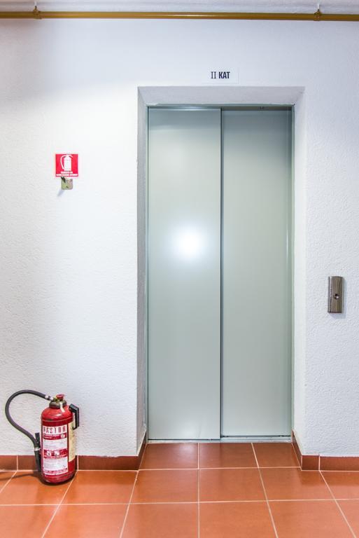 Apartment Roko Ossero Esterno foto