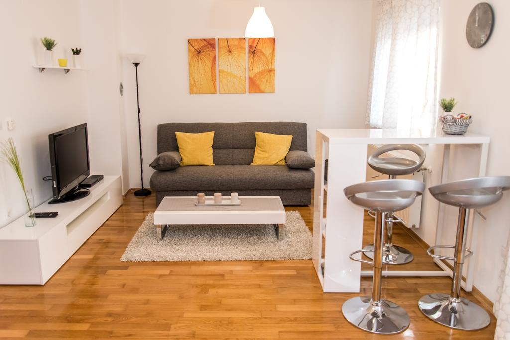 Apartment Roko Ossero Esterno foto